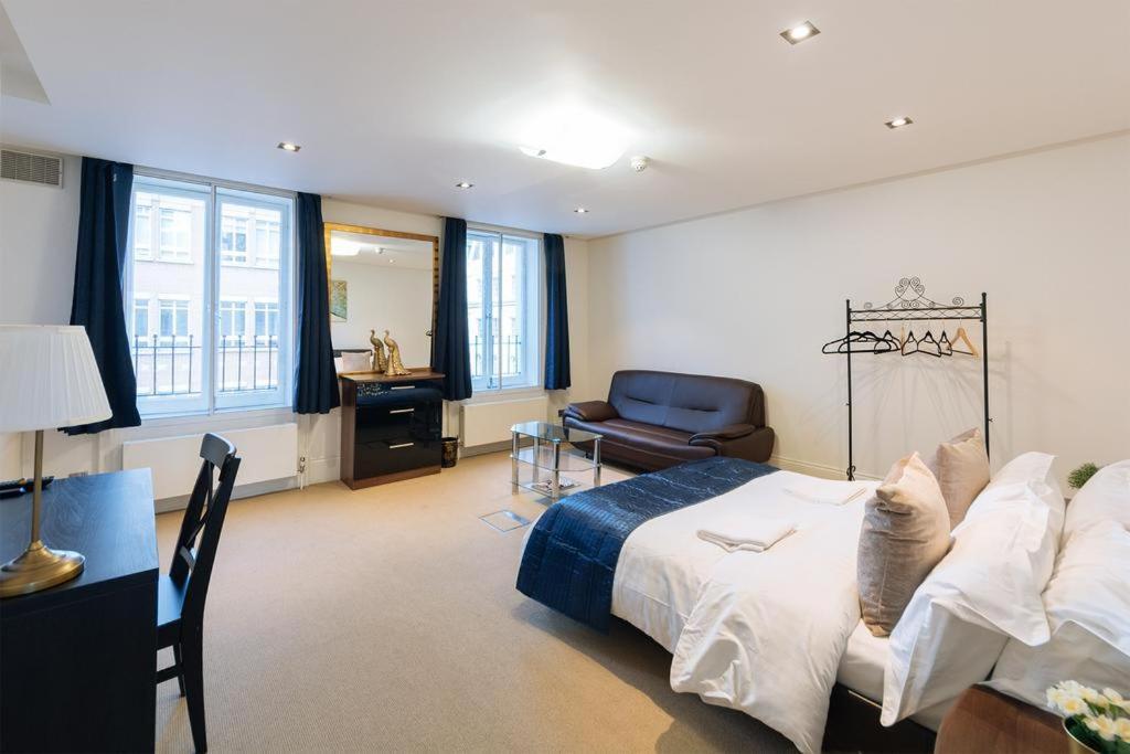 Mayfair Green Park Apartments London Bagian luar foto